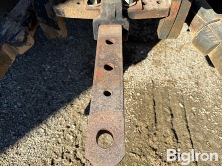 1982-allis-chalmers-8070-image-9