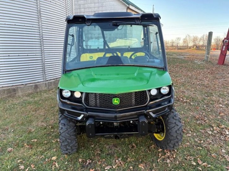 jd-xuv-835m-utv-image-33