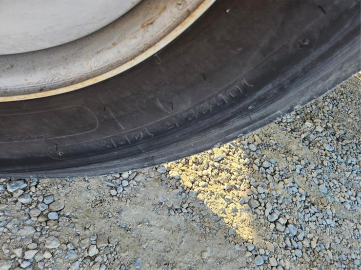 1997-imt-5200-image-64