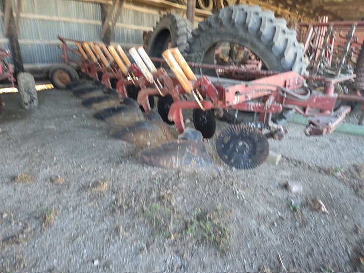 case-ih-720-image-1