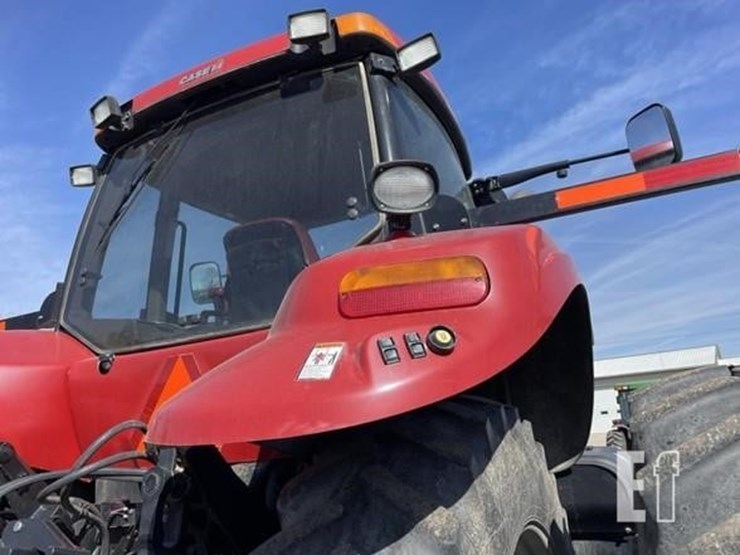 2012-case-ih-magnum-260-image-11