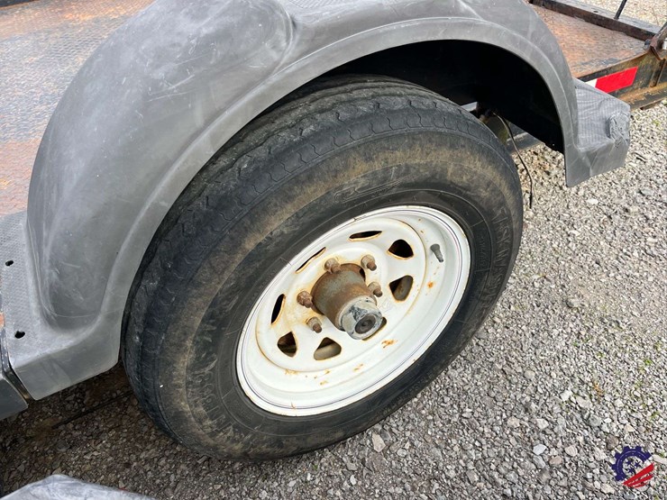 2016-mmdi-14’-t/a-car-hauler-tag-trailer-image-8