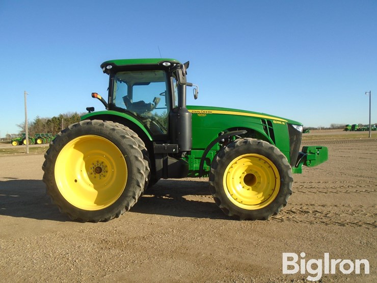 2012-john-deere-8285r-image-4