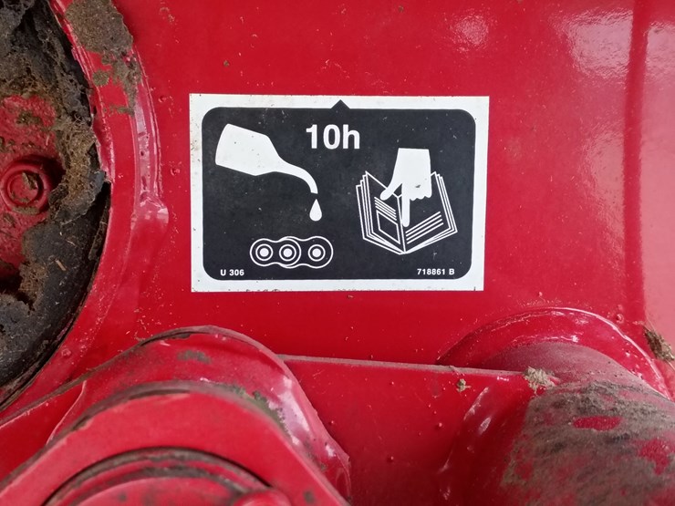 2014-new-holland-br7060-image-31