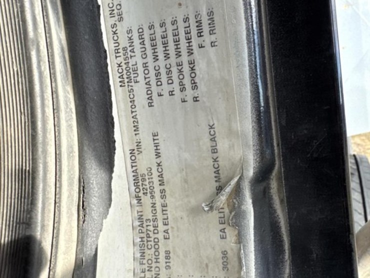 #1463-•-2007-mack-quad-axle-dump-truck-image-95