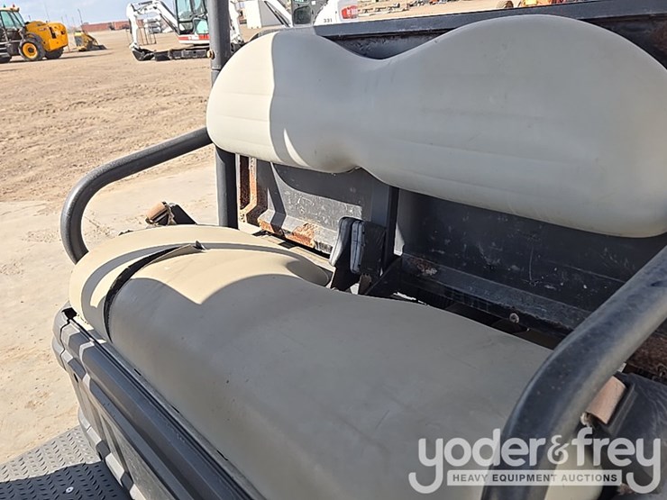 2019-club-car-carryall-1700-image-55