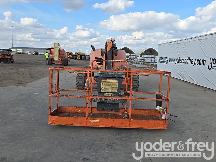 2015-jlg-600aj-image-4
