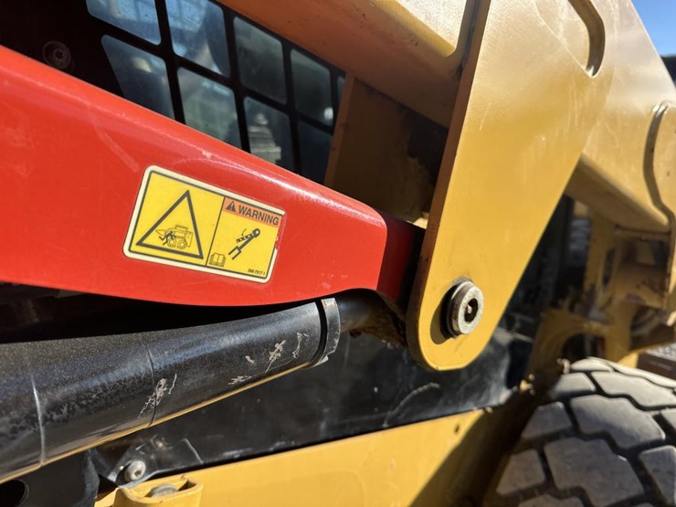 caterpillar-226d3-image-21