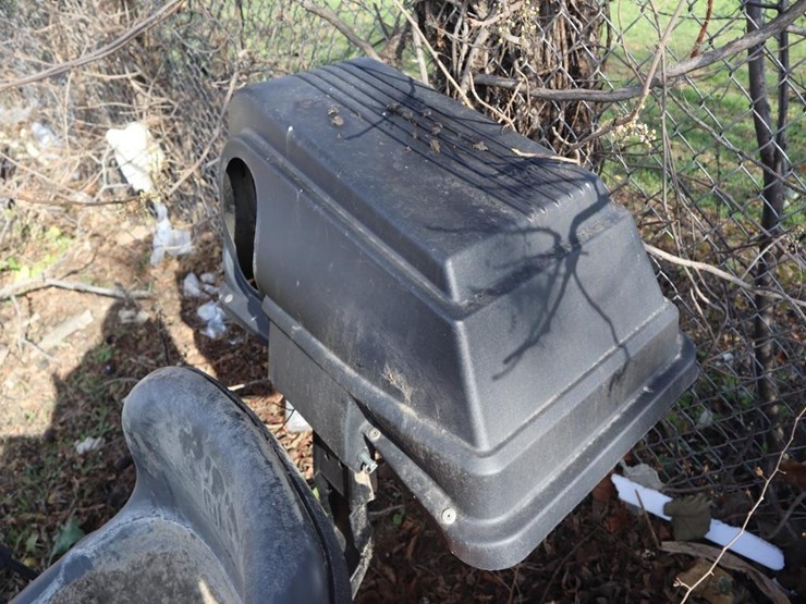 husqvarna-lth18538-image-7