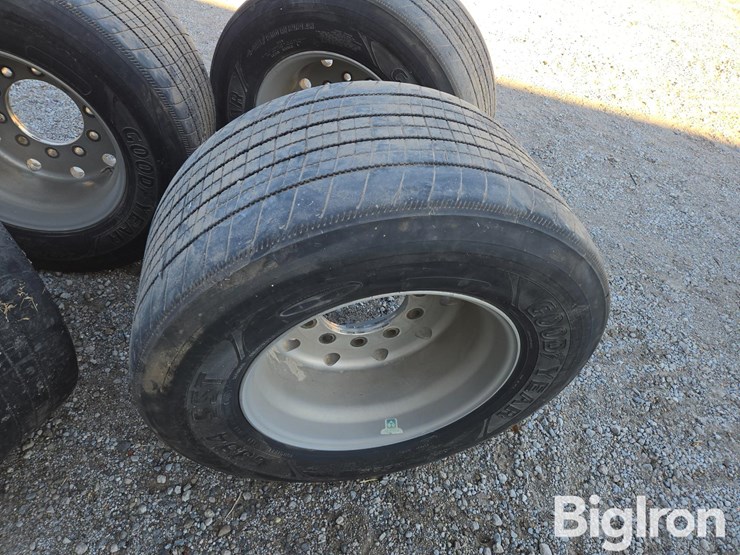 goodyear-445/50r22.5-super-single-tires-on-aluminum-wheels-image-16