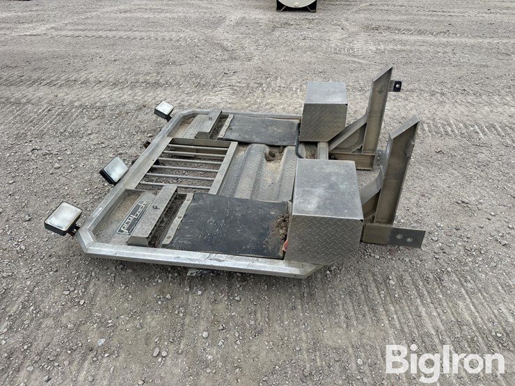 pro-tech-aluminum-headache/storage-rack-image-2