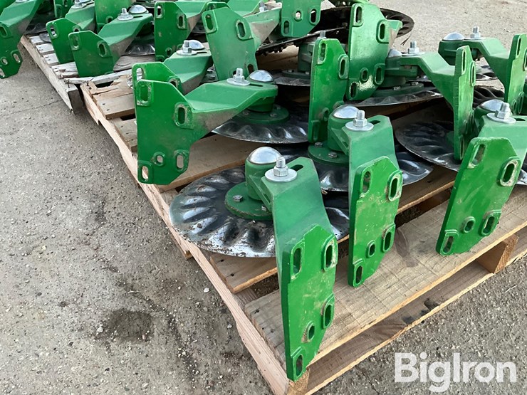 2022-john-deere-1795-image-11