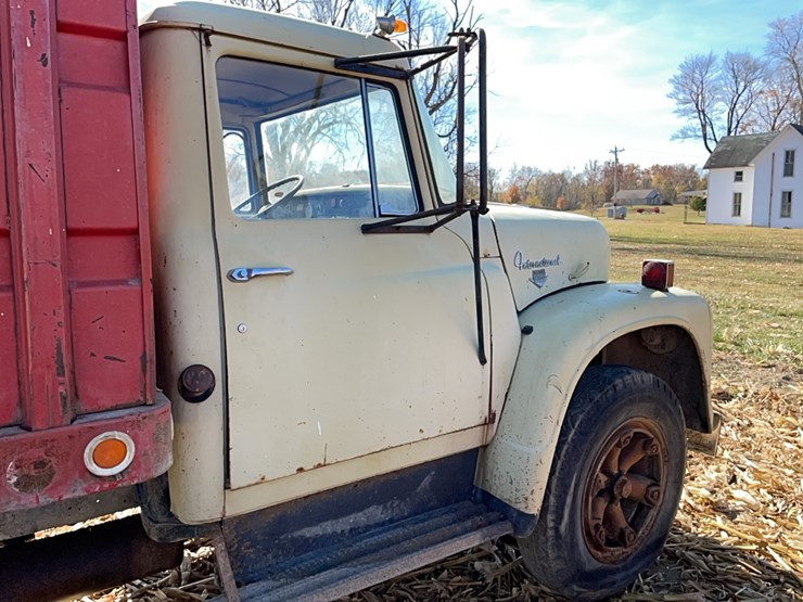 ih-load-star-1600-single-axle-grain-truck-image-20