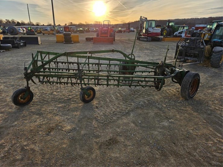 #3421-•-john-deere-pull-hay-rake,-ground-drive-image-5