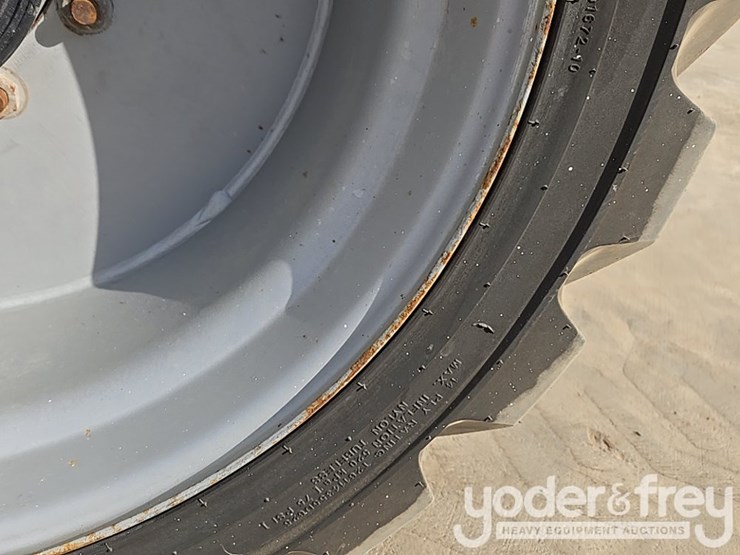 2015-jlg-600aj-image-49