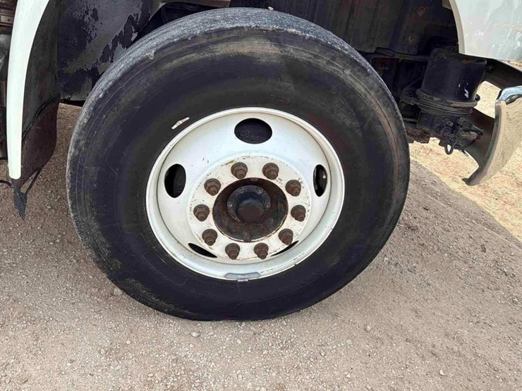 2020-international-mv607-image-13