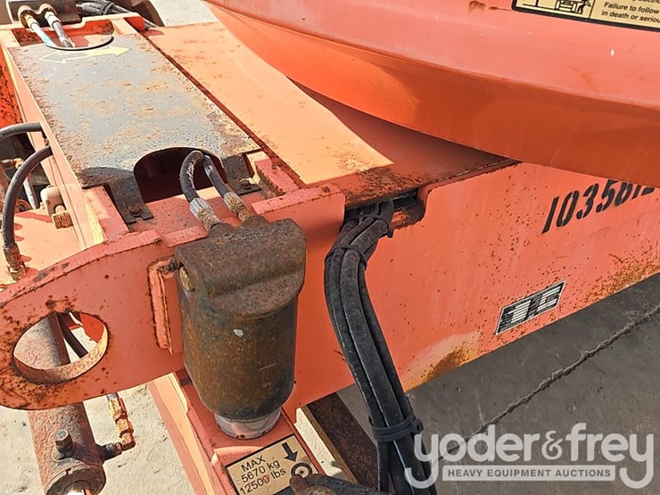 2015-jlg-600aj-image-52