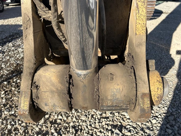 2014-caterpillar-336el-image-12