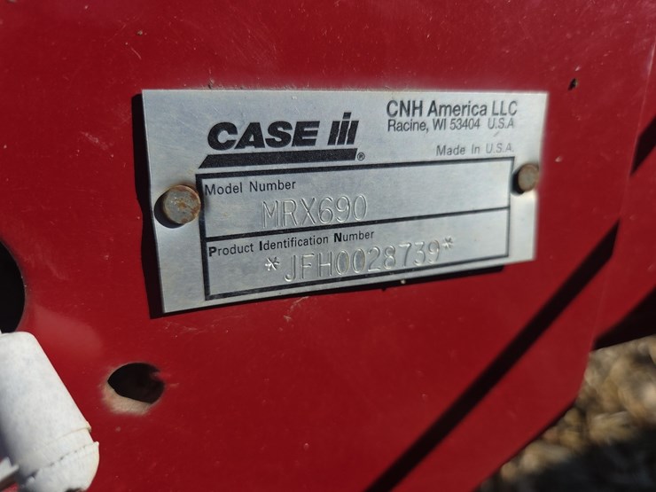 case-ih-690-image-17