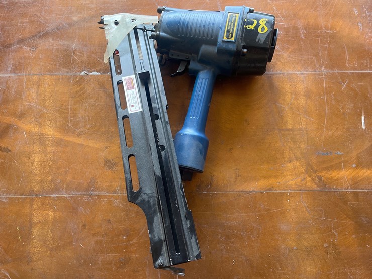 #28-•-central-pneumatic-framing-nailer-image-2