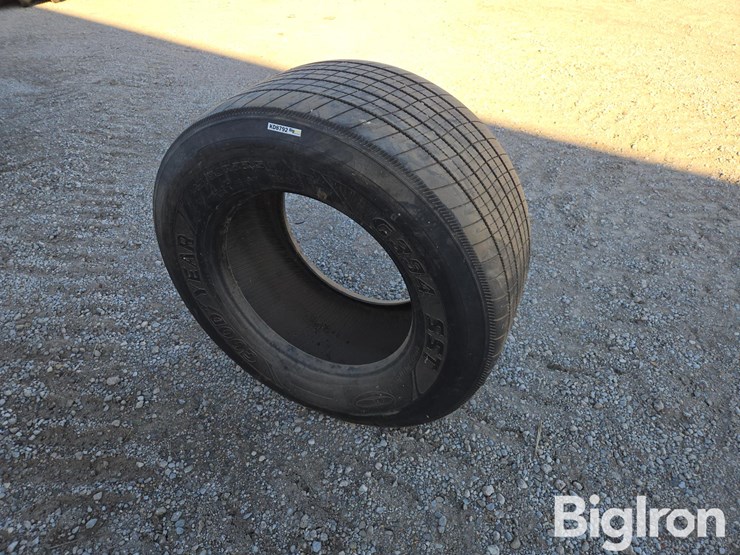 goodyear-445/50r22.5-super-single-tire-image-1