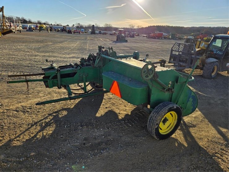 john-deere-14t-image-5