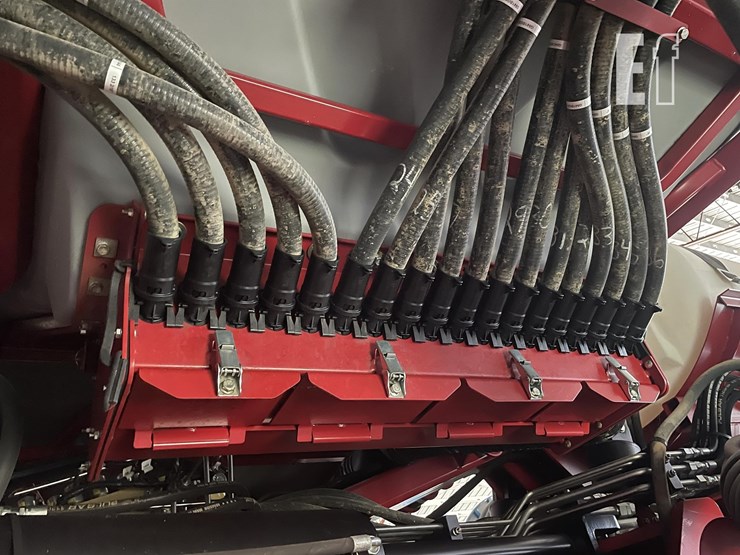 2024-case-ih-2160-image-38