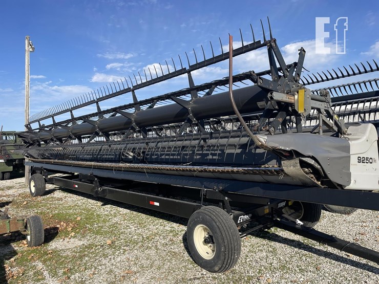 2013-gleaner-9250-image-1