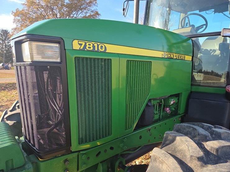 john-deere-7810-image-30