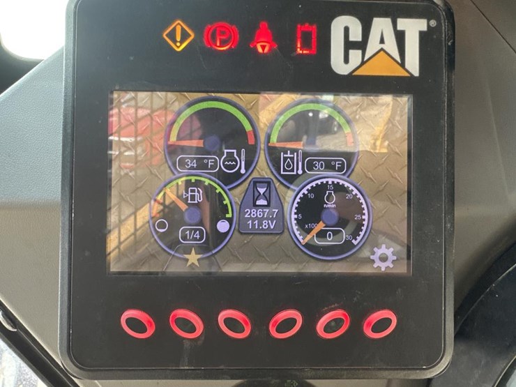 2016-caterpillar-262d-image-37