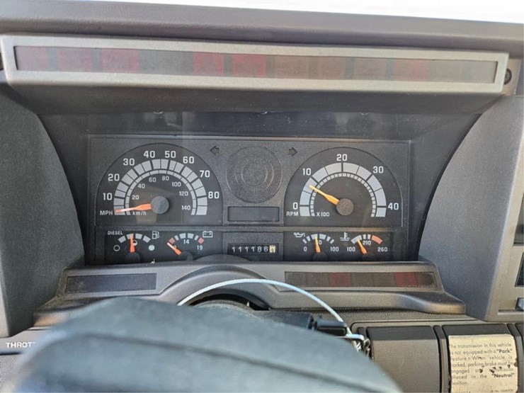 1997-imt-5200-image-47