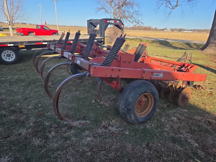 case-ih-6500-image-10