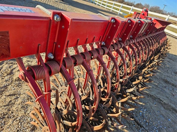 case-ih-181-image-15