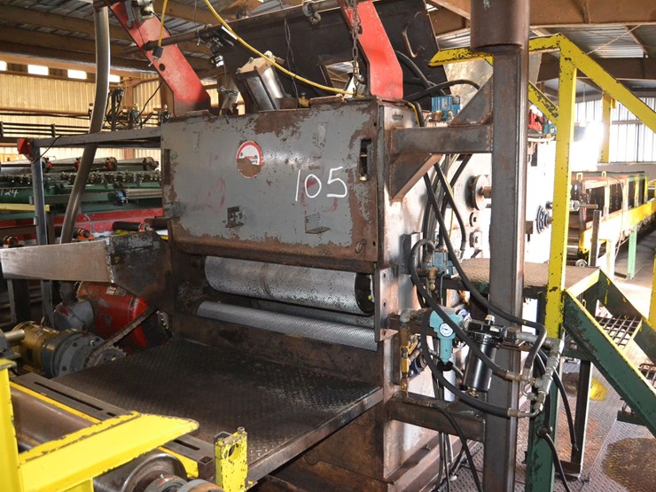 ligna-10"x36"-top-arbor-gang-saw-w/-quick-change-door-w/-chrome-press-rolls-w/-14'-hands-off-infeed-w/-positions-system-w/-cant-turner-w/-2-line-lazer-lites-w/-controls-image-5