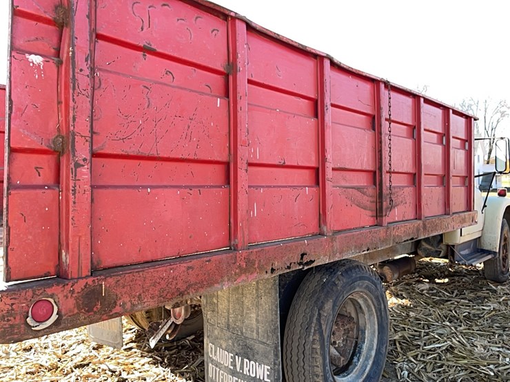 ih-load-star-1600-single-axle-grain-truck-image-18