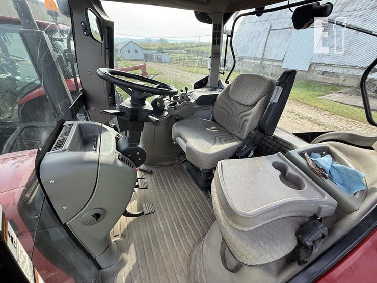 case-ih-puma-155-image-12