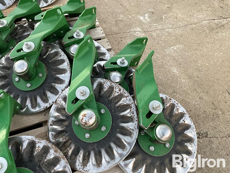 2022-john-deere-1795-image-15