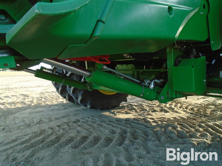 2020-john-deere-s780-image-13