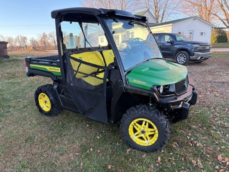 jd-xuv-835m-utv-image-31