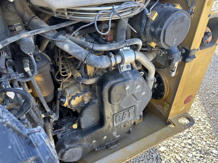 caterpillar-226d3-image-27