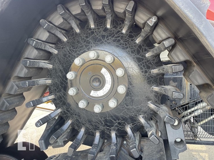 2024-case-ih-8250-image-29