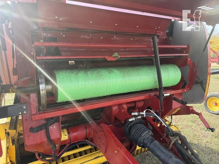 2015-new-holland-roll-belt-450-image-11