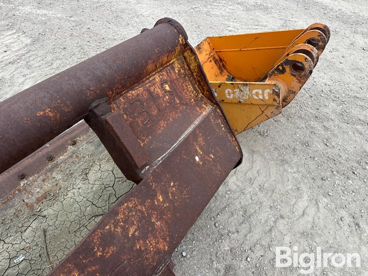 excavator/backhoe-buckets-image-16