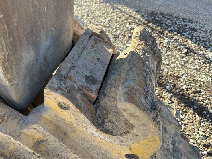 2014-caterpillar-336el-image-15