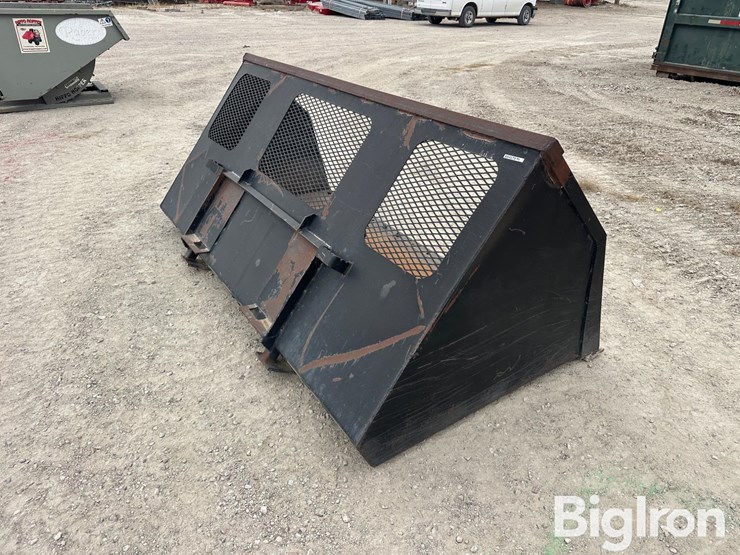 skid-steer-quick-attach-snow-bucket-image-5