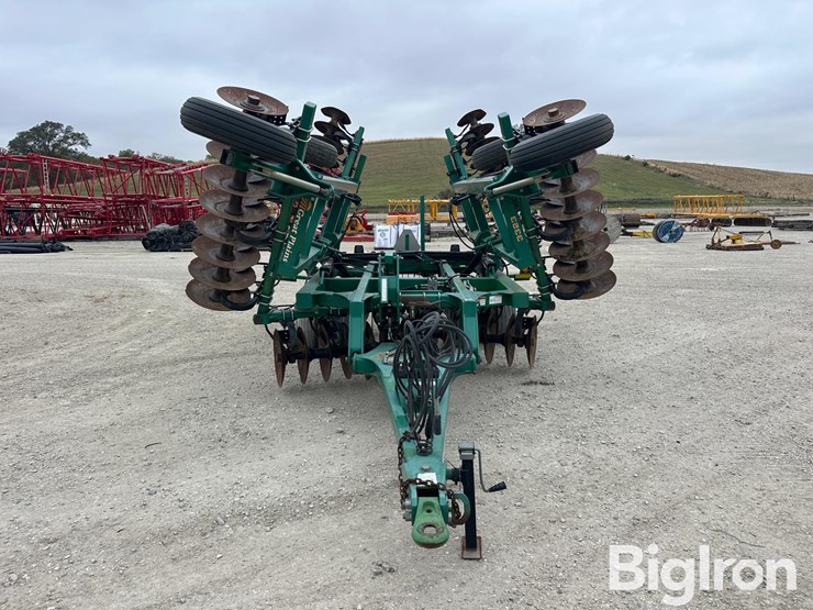 great-plains-3323-tandem-disk-image-2