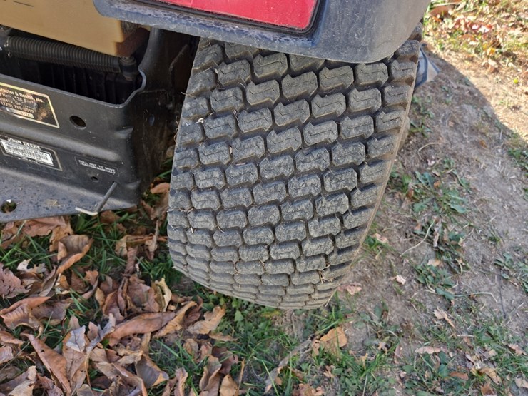 john-deere-gt275-image-13