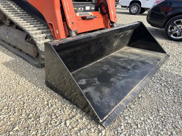 kubota-svl75-2-image-16