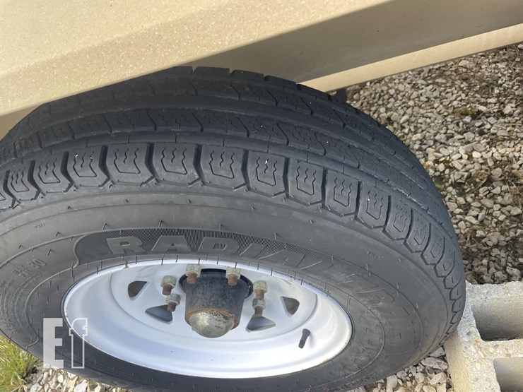 2010-unverferth-3750-image-21