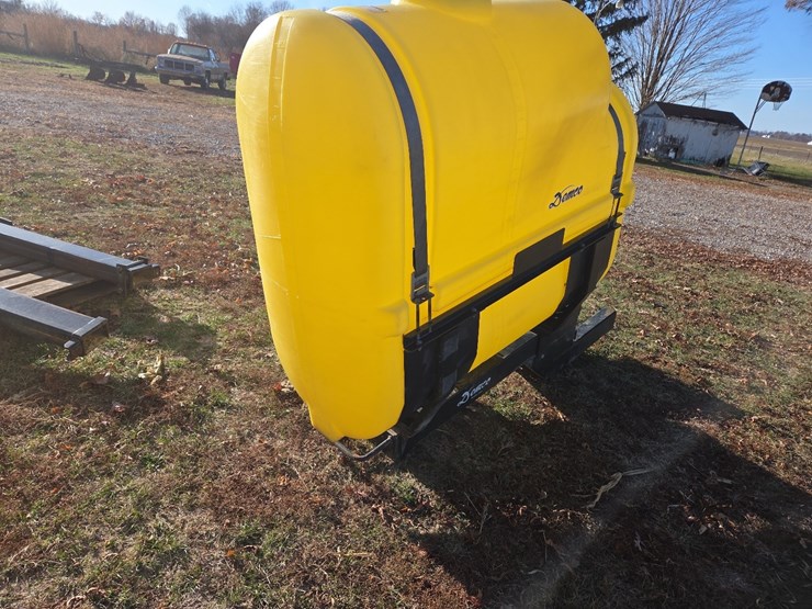 demco-saddle-tanks-w/-mounting-brackets-image-8